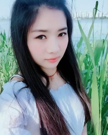 很有感觉的少妇